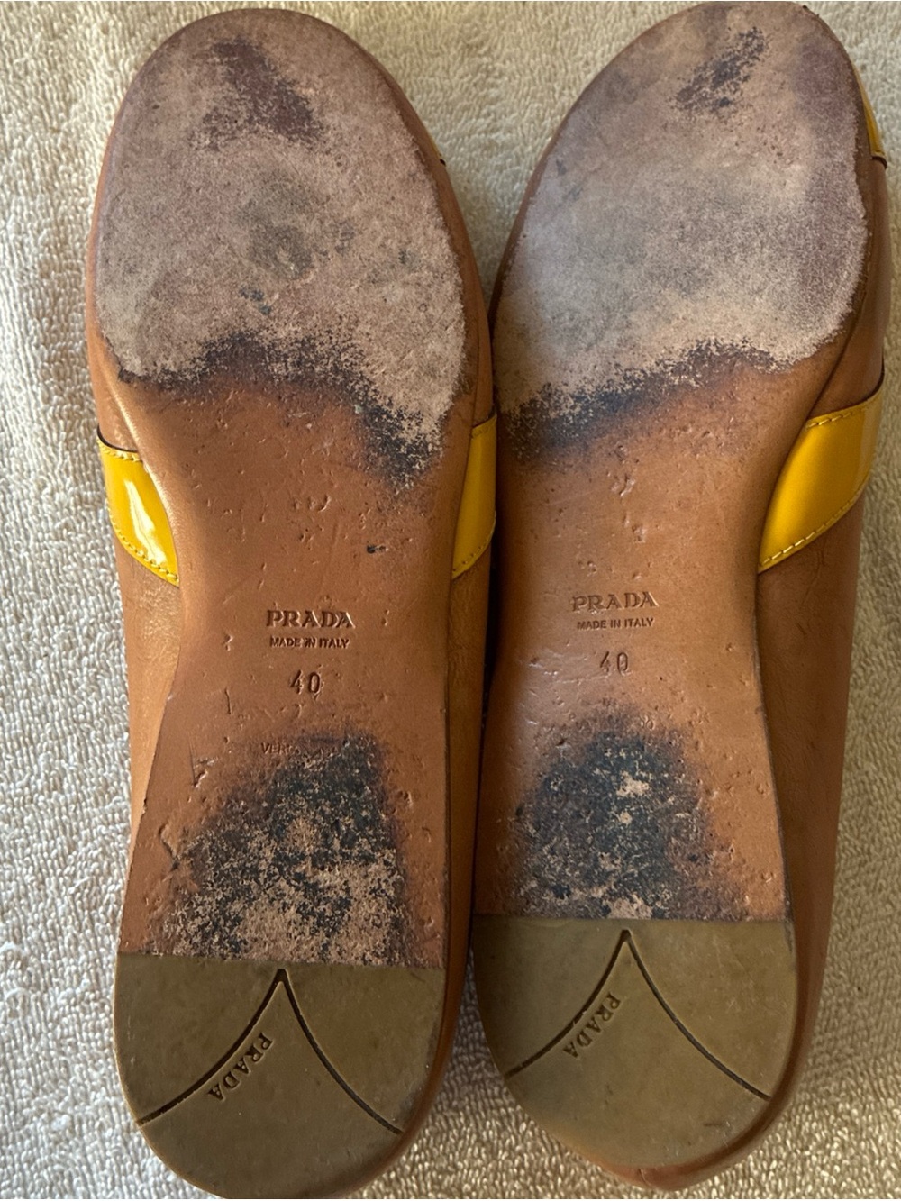 VNTG PRADA Two-Tone Leather Ballet Flats Yellow Tan Cutout Ballerina Sz 10US/40E - Picture 6 of 7